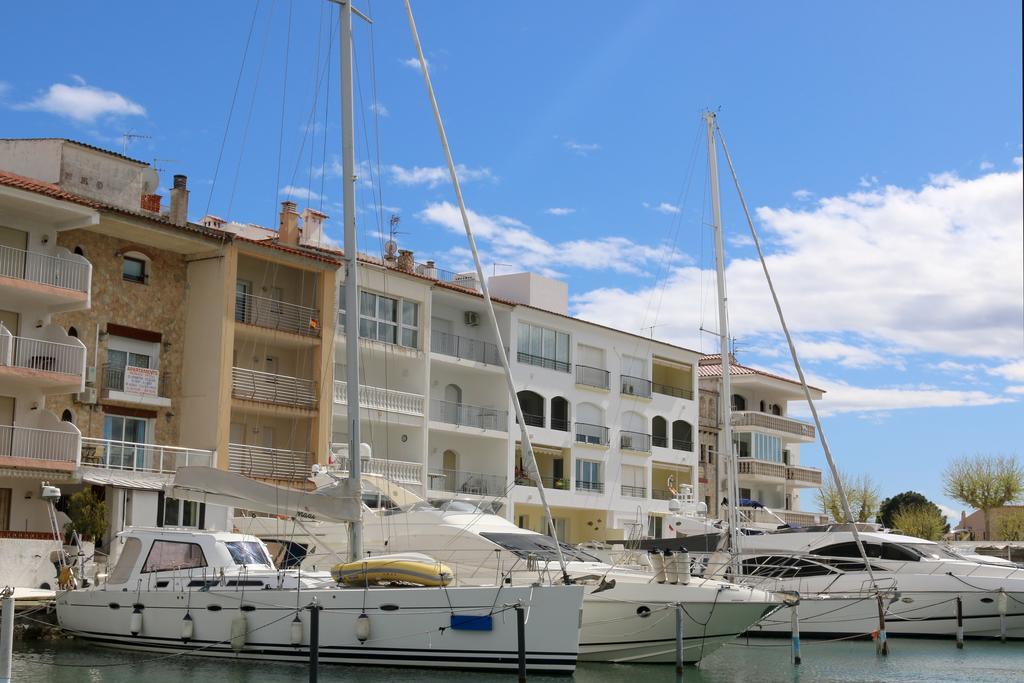 Ferienwohnung Port 27 Empuriabrava Exterior foto